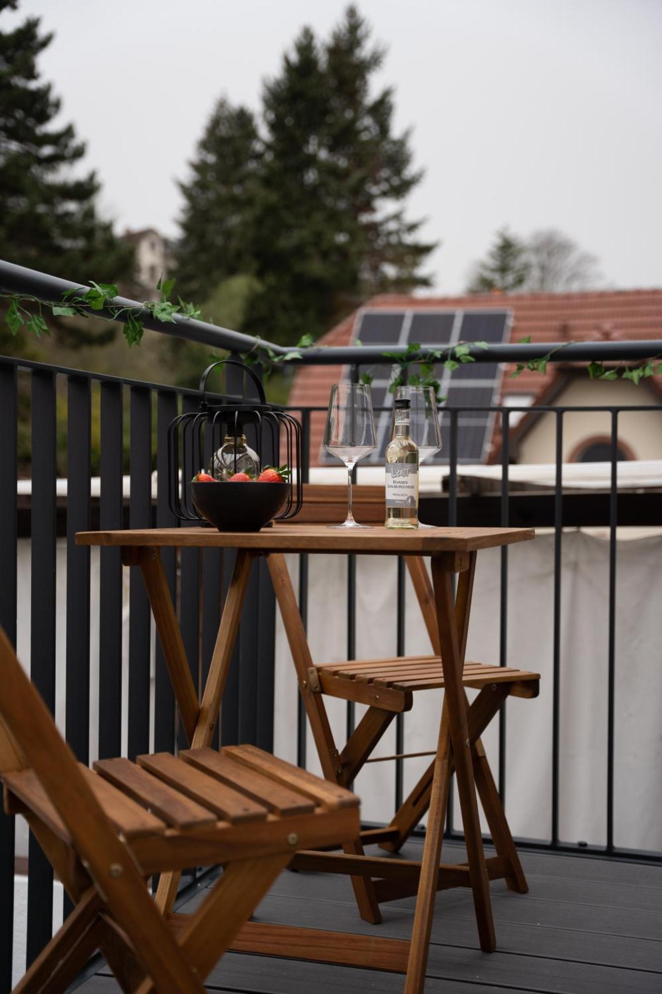 Schlossberg Residences - Design City-Apartment Im Herzen Der Weinstrasse Neustadt an der Weinstrasse Exterior photo