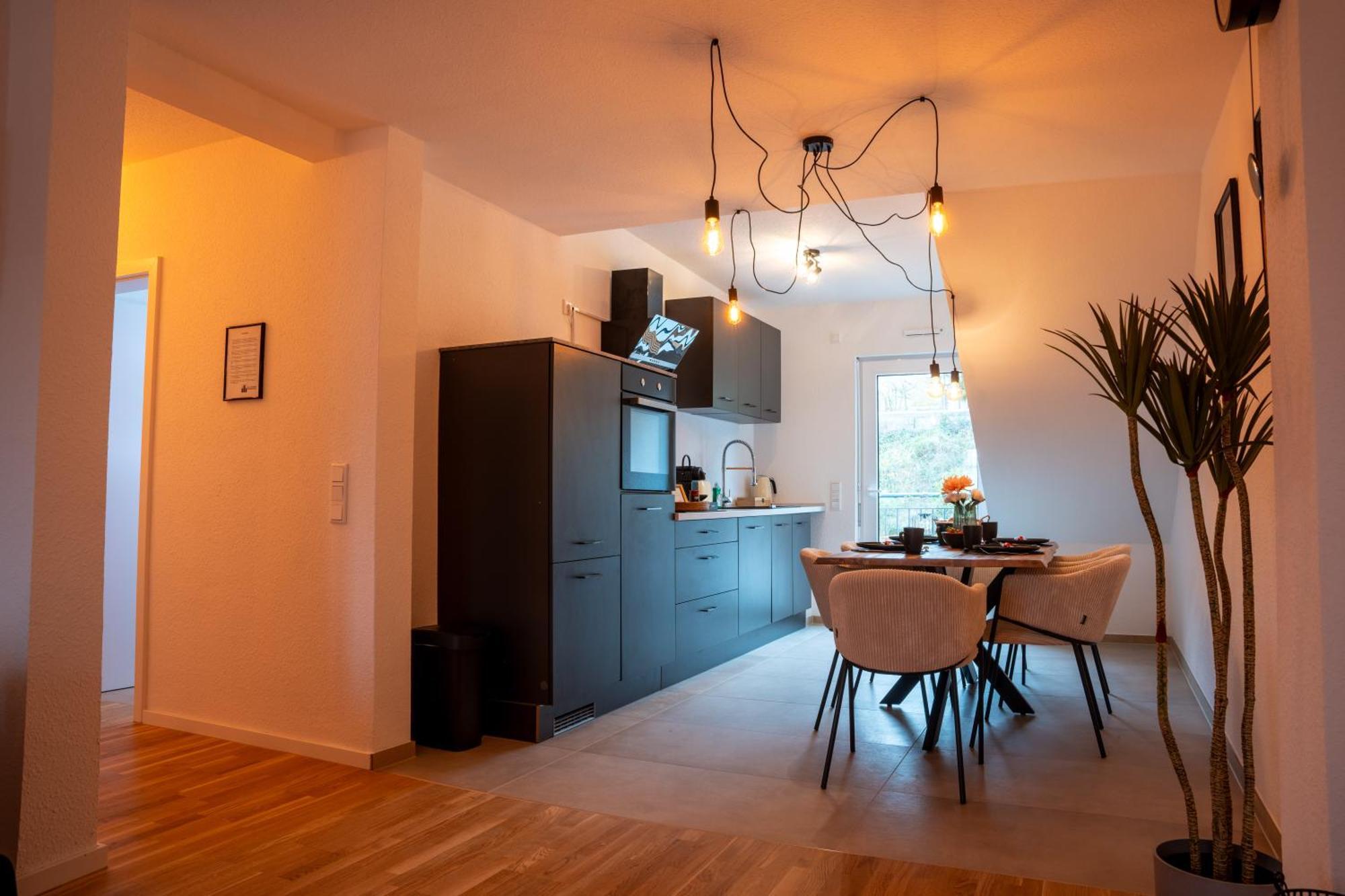 Schlossberg Residences - Design City-Apartment Im Herzen Der Weinstrasse Neustadt an der Weinstrasse Exterior photo
