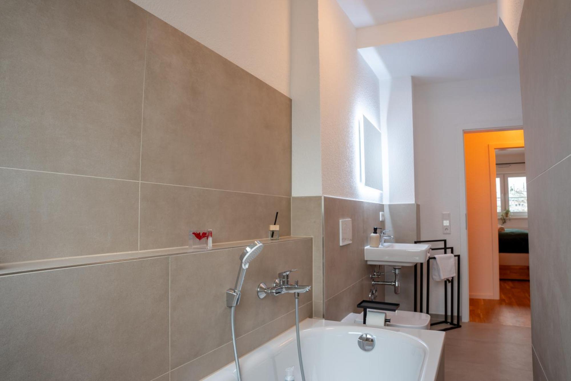 Schlossberg Residences - Design City-Apartment Im Herzen Der Weinstrasse Neustadt an der Weinstrasse Exterior photo