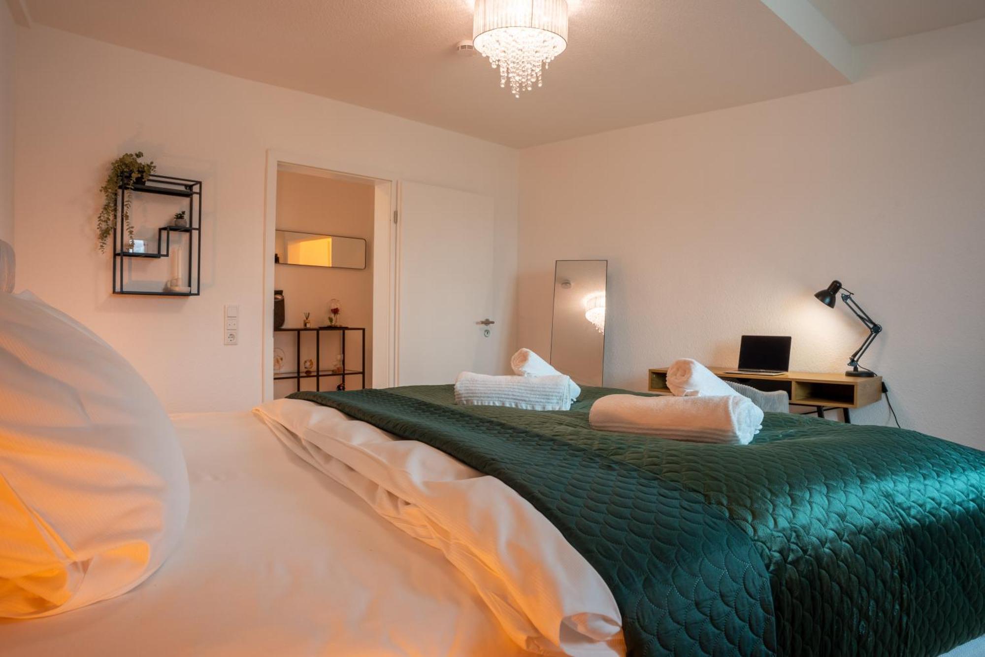 Schlossberg Residences - Design City-Apartment Im Herzen Der Weinstrasse Neustadt an der Weinstrasse Exterior photo